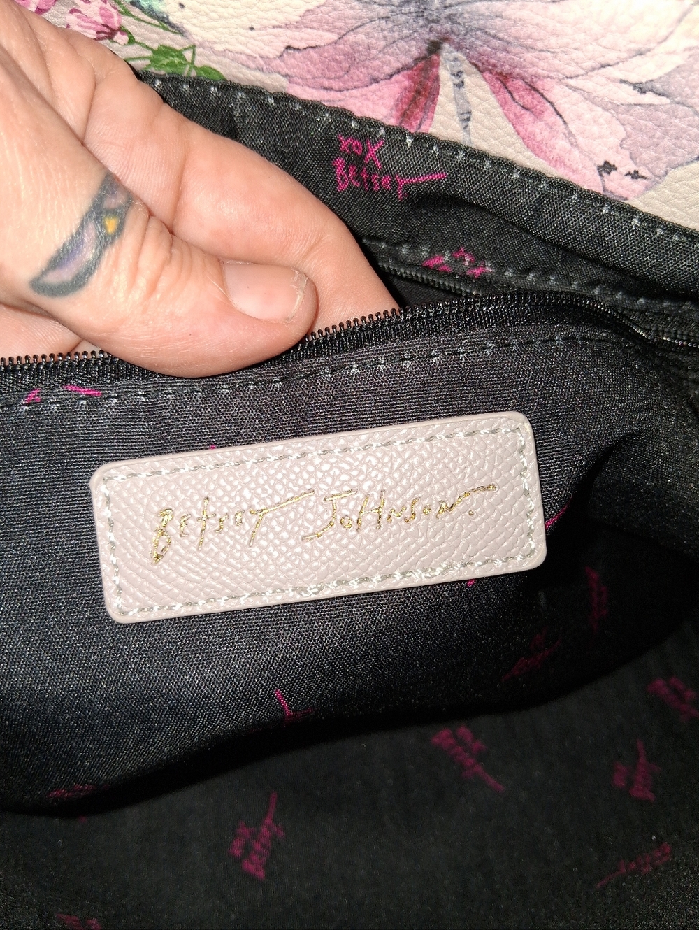 Betsey Johnson Grey Embossed Tote - Picture 5 of 9